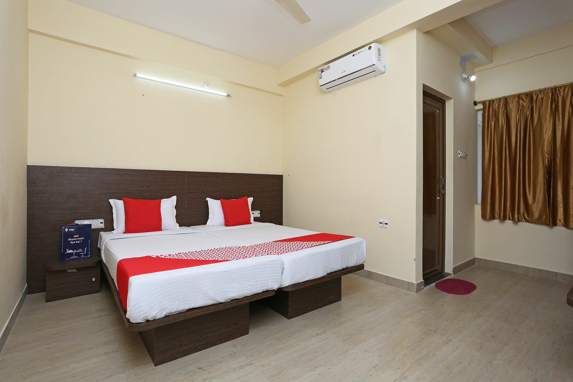 Oyo 11343 Hotel Sai International 부바네스 외부 사진